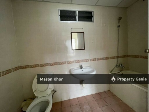 PUTRA PLACE CONDOMINIUM 1000sf LOW FLOOR BAYAN LEPAS