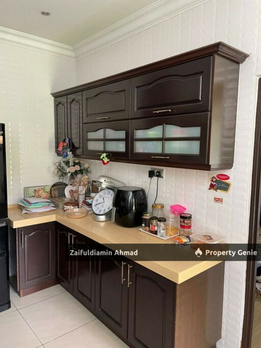 Spacious Corner Lot Semi-Detached Home in Bangi
