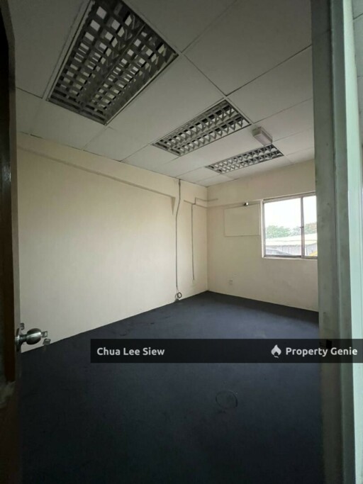 For RENT 🔔1.5 Storey Factory 📍Desa Cemerlang