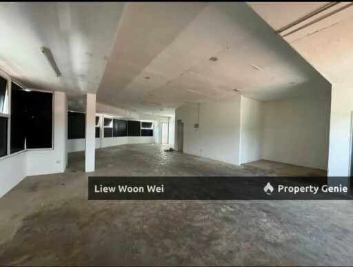 1st floor shop lot corner unit @taman achang bubok for rent