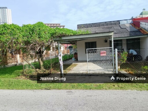 Sek 8 PJ Single Storey Link Bungalow