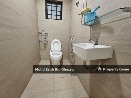 Below Market Renovated  2.5 Storey Terrace Presint 8