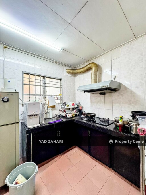 Desa Latania, Shah Alam | 2-Storey Terrace 4 Bedrooms | RM680K - Facing Open, Kitchen Extended & Gated Guarded