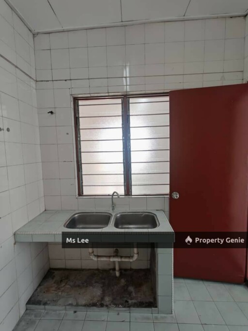 Taman Bunga Negara @ Seksyen 27 , Shah Alam-Blok 29 Tingkat 8-Ready 30/11 or 15/12