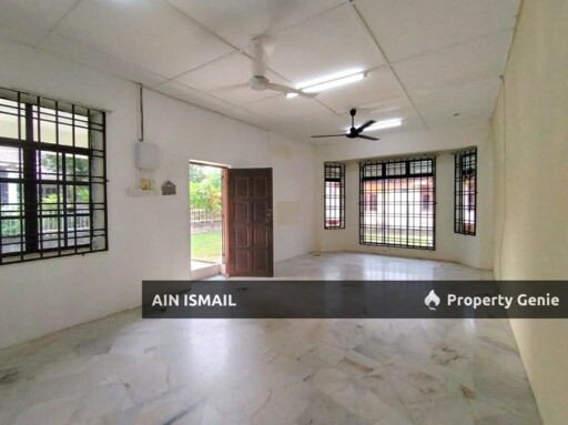 BANGLO TAMAN PERDANA, PERAMU PEKAN, PAHANG