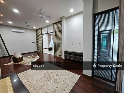 Newly Renovated  2.5 Storey Detached House @ Glenhill Saujana, Seksyen U1, Shah Alam