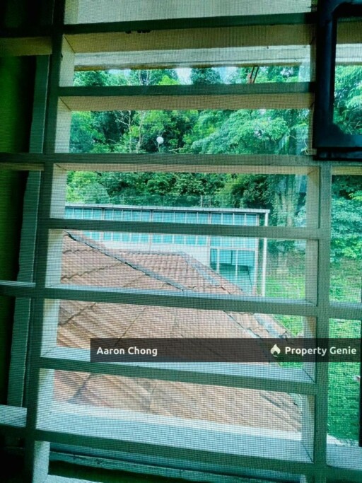 Bukit Beruang 2.5 Storey Semi D