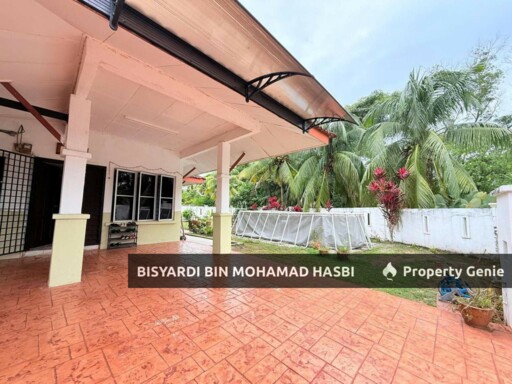 FREEHOLD 4,273SQ. FT Corner Lot Single Storey Warisan Puteri Seremban.