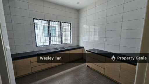 One Krubong Below Value 2 Storey Terrace Freehold Partly Furnished 4br