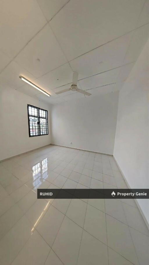 Puteri Wangsa Double Storey Terrace Freehold 4R3B Renovated