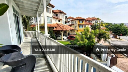 Putramas, Seksyen 7, Shah Alam | 3-Storey Semi-D 6+1 Rooms | RM1.8M - Facing Open, Large and Spacious Land & Extended Patio with Backyard