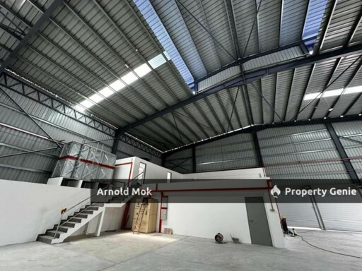Detached Factory For Sale / Rent @ Kempas