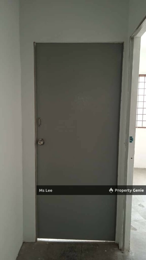 Flat Taman Suria Pendamar @ Port Klang-Blok C Tingkat 3-Ready 30/9