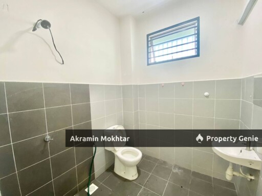 Double Storey Putra Heights,  Kampung Bukit Lanchong, Subang Jaya