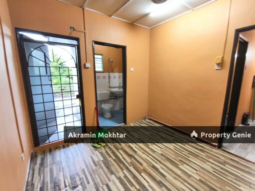 RENOVATED & EXTENDED | DOUBLE STOREY TERRACE TAMAN SRI INDAH, BALAKONG 43200 CHERAS.