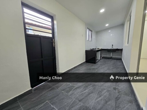 TOWN & HOT AREA Single Storey Terrace Ujong Pasir Melaka Raya Semabok