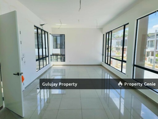 2 Storey Semi D At Country Villa Phase 5 Ayer Keroh For Sales