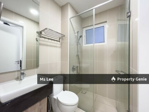 Pavilion Hilltop @ Mont Kiara-level 20 facing KLCC-Sale below bank value Rm50k