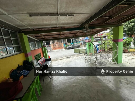 Corner Lot Double Storey Terrace Taman Kantan Permai Kajang