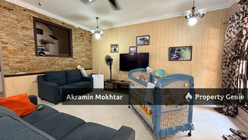 Freehold, Renovated & Partially Furnished | 2 Storey Superlink Putra Heights, Subang Jaya