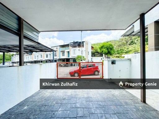 Bayan Parkhomes Batang Kali Three Storey For Sale