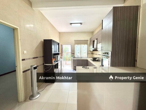 Gated & Guarded | Double Storey Terrace Subang Galaxy U5, Shah Alam.