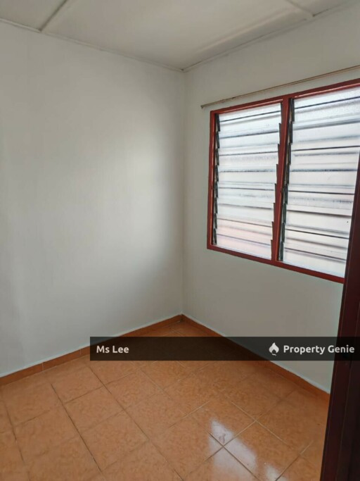 2 Storey House - Taman Subang Baru @ Shah Alam -Ready Now
