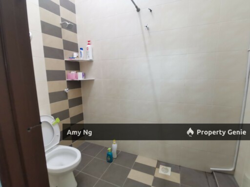 Single Storey CORNER Pusing For Sale