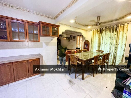 Freehold & Corner Lot | 2 Storey Terrace, Seksyen 6, Bandar Bukit Mahkota Bangi.
