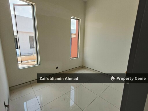 J3 Residence Terraced Home In Dengkil, Freehold 1040 Sqft