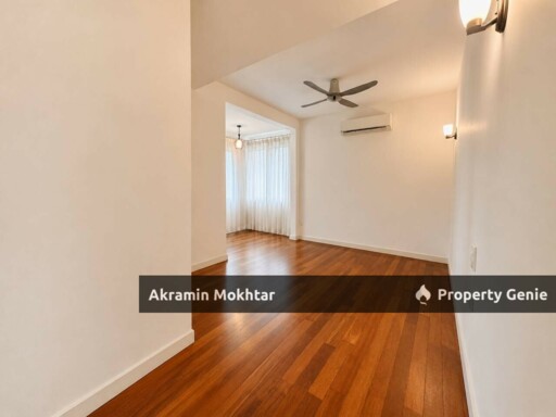 Freehold, Facing Open & Partially Furnished | 2 Storey SemiD Beethoven, Symphony Hills Cyberjay