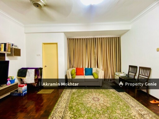 CORNER LOT & RENOVATED | TAMAN TEMPLER SAUJANA RAWANG 3 STOREY BUNGALOW
