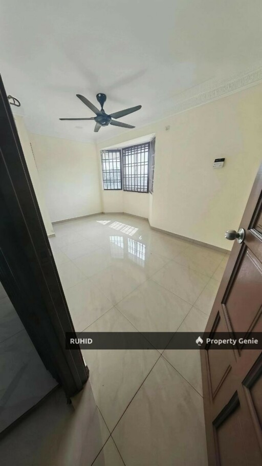 Freehold Non-Bumi Corner Terrace House, Saleng Senai