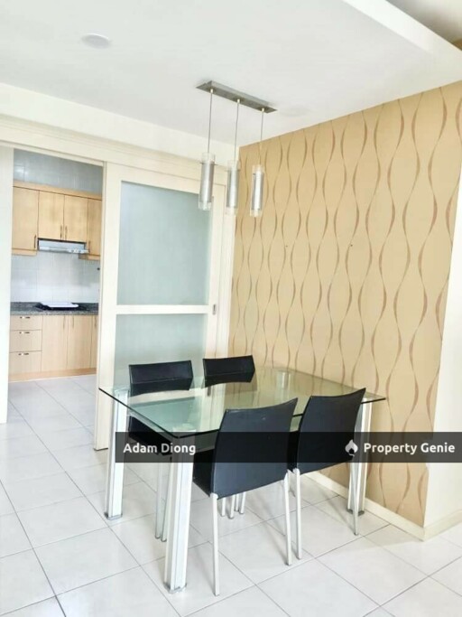 Molek Pine 1 Taman Molek Apartment