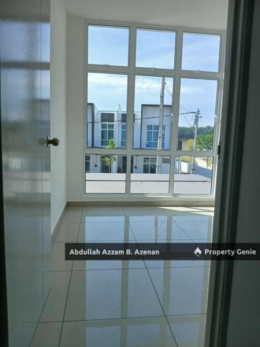 Double Story Corner Lot ‼️ Taman La Casa Lunas
