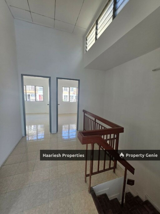Villa Ros Townhouse @ Tampoi
