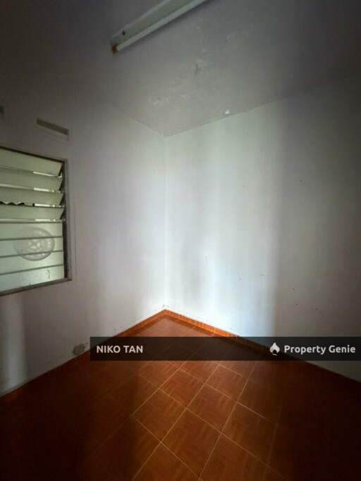 Jalan Berlian Double Storey Ulu Tiram For Sale
