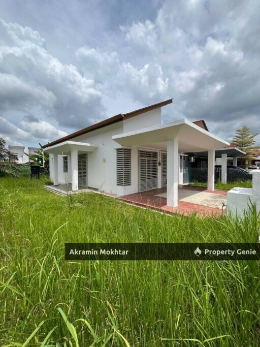Single Storey Semi-D (with extra Land) Taman Indah Puteri, Sepang