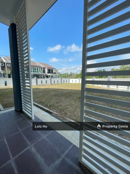 Bukir Katil Saujana Tehel Double Storey Corner with huge Land  728k