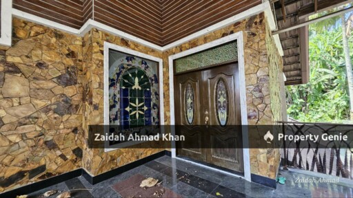 3 Storey Bungalow Ttdi Hill With Swimming Pool And Waterfall Features