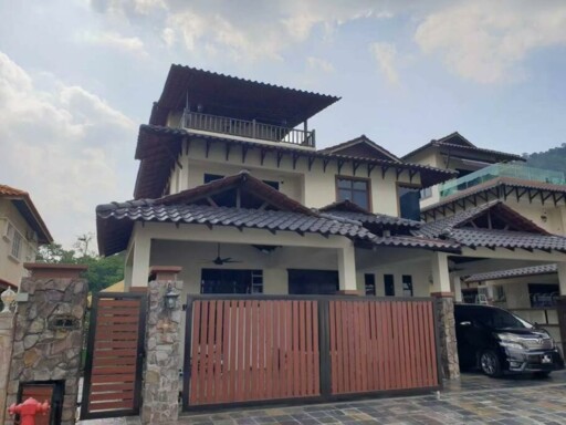 Templer Villas