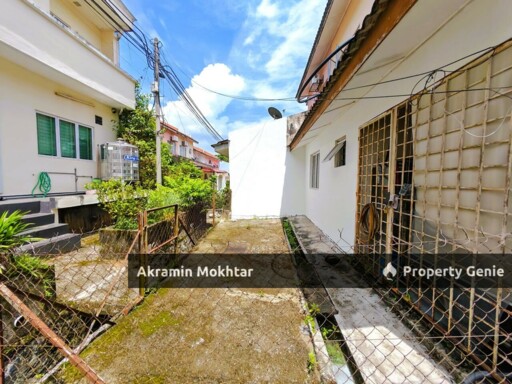 UKAY PERDANA 2 STOREY TERRACE ENDLOT