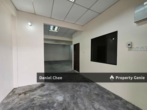 Bercham Renovated Double Storey Corner Lot For Sale