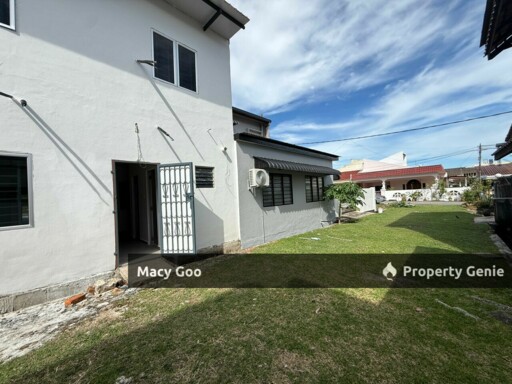 [NEAR MMU] Double Storey Terrace Bukit Beruang