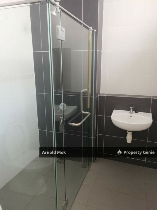 2 Storey Cluster House at Grey Stone Adda Heights for Rent