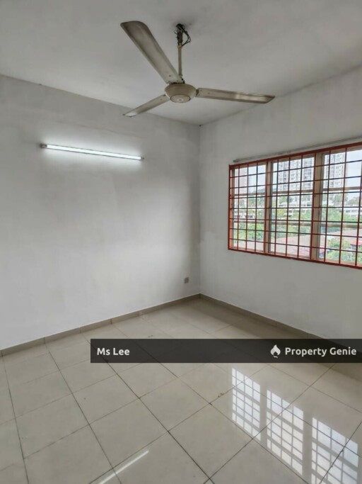 Sanjung Apartment @ Taman Seri Taming, Batu 9, Cheras-Blok Sanjung Tingkat 4 top floor-Ready Now