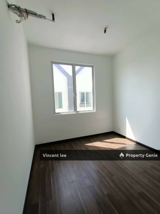 Corner Lot 47X70 Brand New Eco Forest 2 Storey Terrace [Facing North], Semenyih