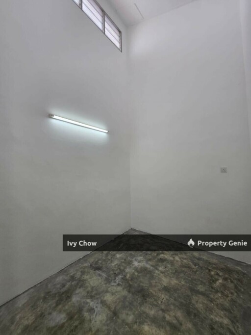 Medium Cost Taman Delima Kluang Sale