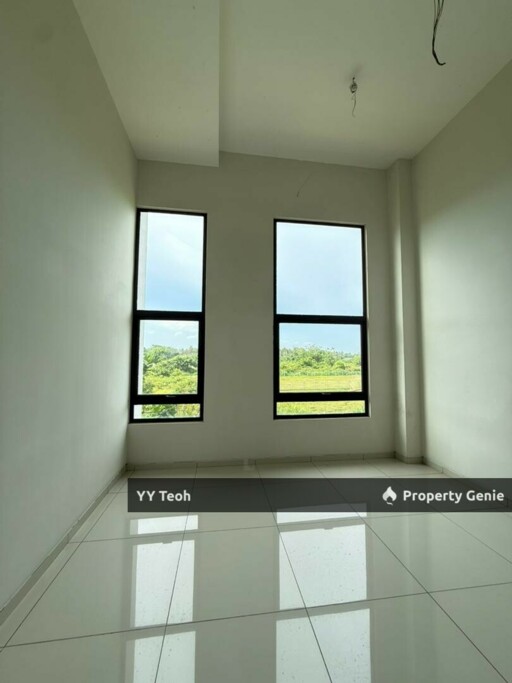 8 Residence Padang Temu 2.5 Storey Superlink