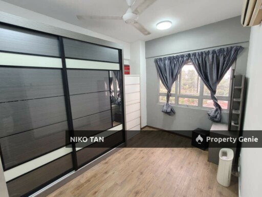 Dwi Mahkota Condo With 24Hours GnG Tampoi For Sale
